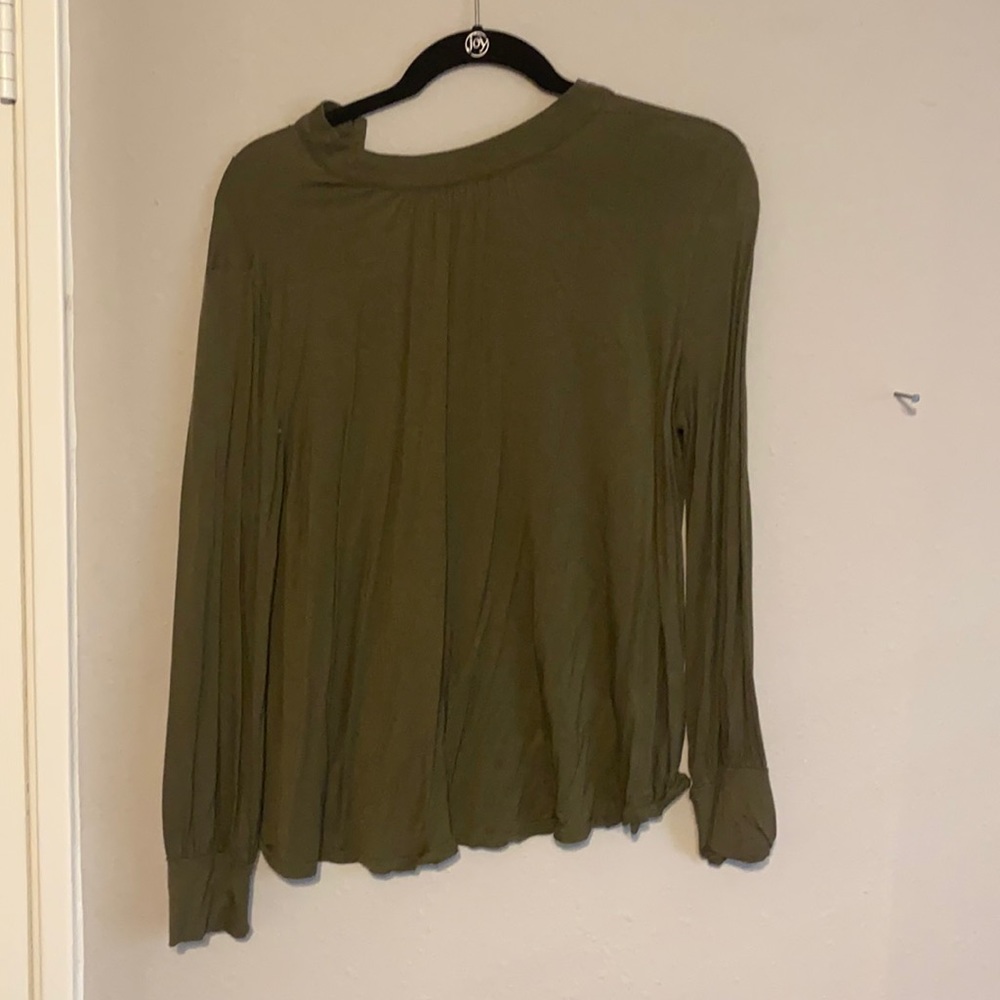 Mock neck green long sleeve